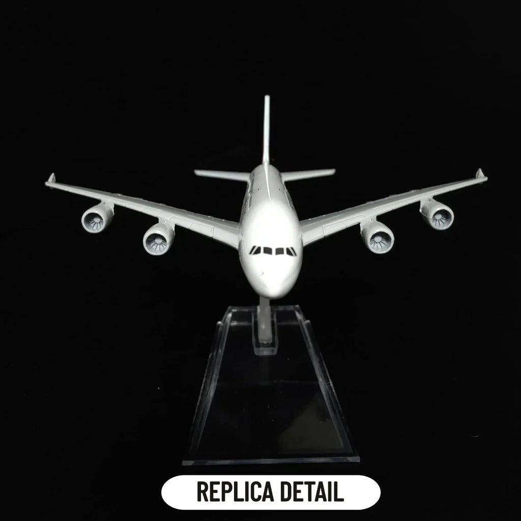 Model samolotu Fly Emirates A380 1:400