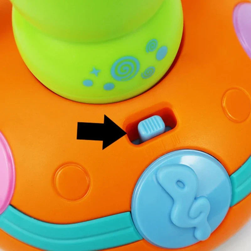 Muzyczny tańczący gąsienica z saksofonem dla dzieci